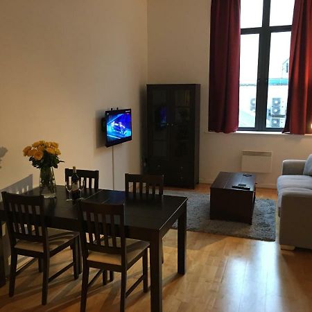 Stylish City Centre Apartment Cardiff Buitenkant foto