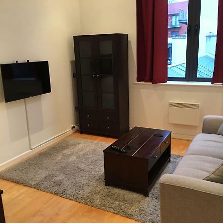 Stylish City Centre Apartment Cardiff Buitenkant foto
